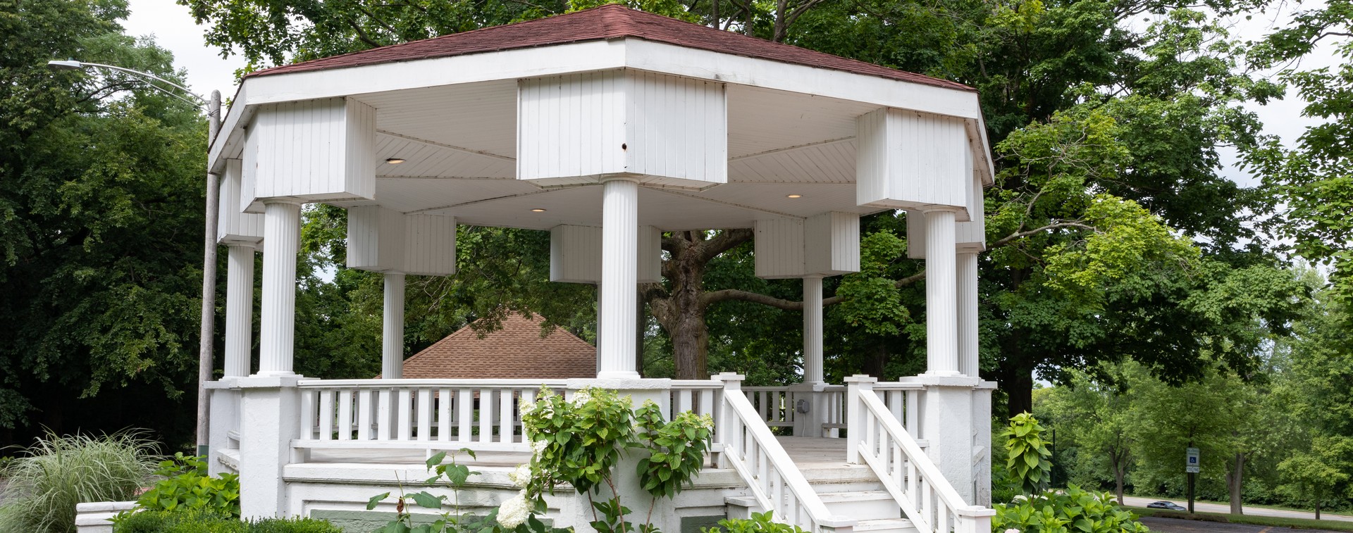 White Wood Gazebo at Dellwood Park